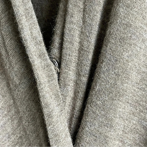 Max Studio Tan Women's Sleeveless Wide Leg Surplice Neck Jumpsuit size medium - Picture 3 of 8